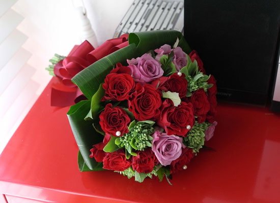 Made in 20 flowers - Red rose bouquet