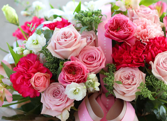 전국으로 꽃 보내세요 - 풍성한 꽃바구니(핑크) 꽃집 꽃배달