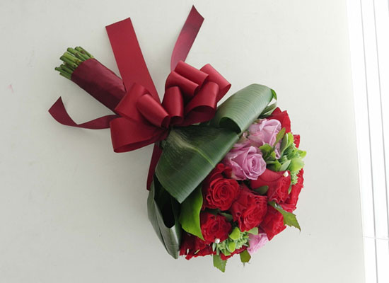Made in 20 flowers - Red rose bouquet