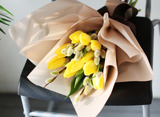 Fresh spring flower Yellow BongBong ���� �ɹ��