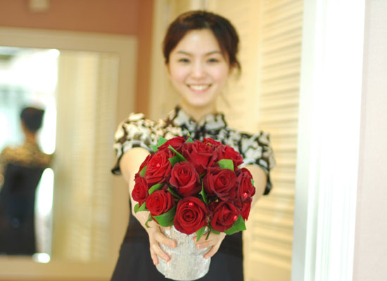 []All that rose - Roxie  ɹ