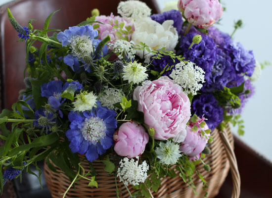 Stunning Flower Ideas -Elegance basket  ɹ