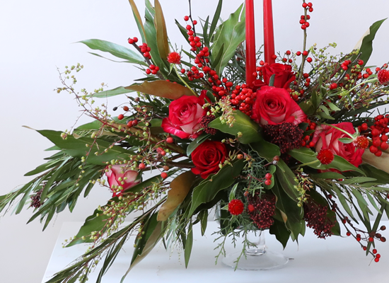 Scarlet Candle Centerpiece  ɹ