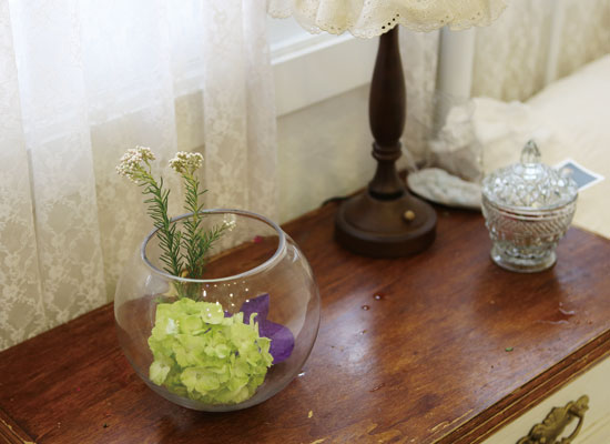 �׸�����-Clear round vase ���� �ɹ��