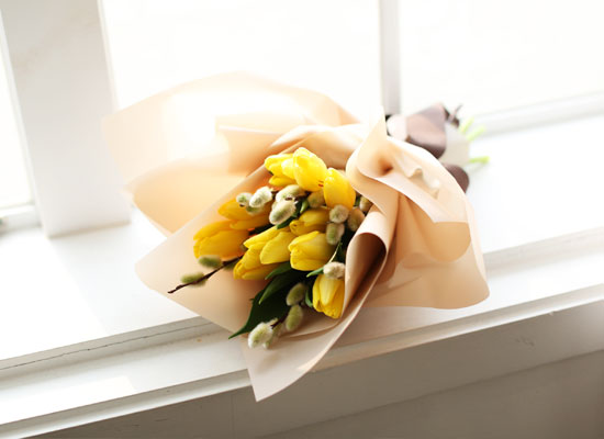 Fresh spring flower Yellow BongBong ���� �ɹ��