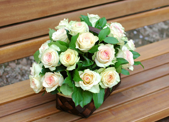 []flowery fiction -   ɹ