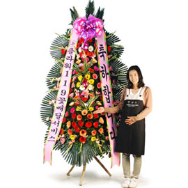 축하3단화환 꽃배달 꽃집