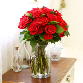 Just my red roses ɹ 