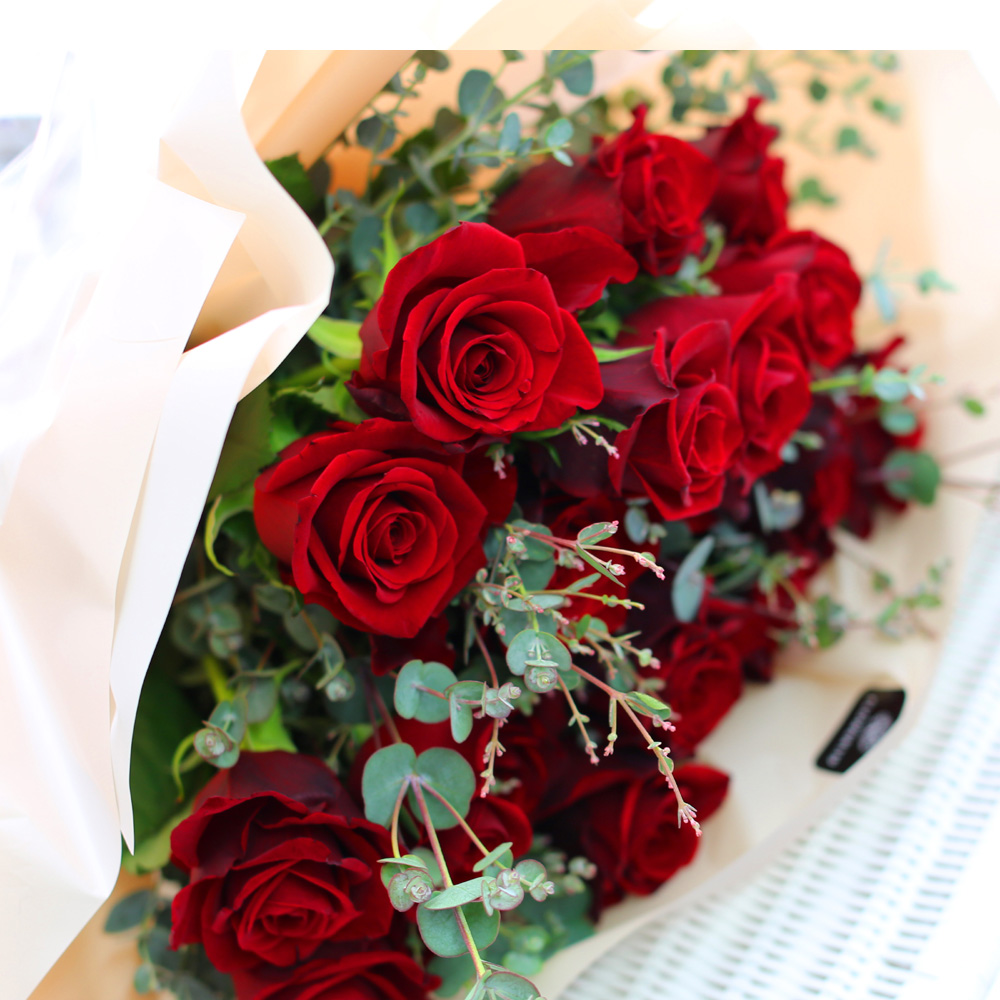 Be my valentine - Be Mine  ɹ