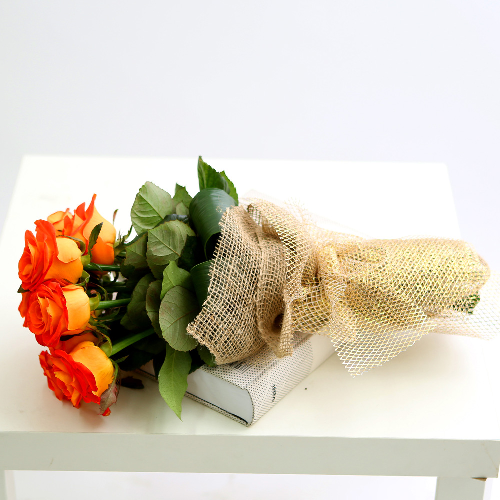 BOUQUET - Orange Girl