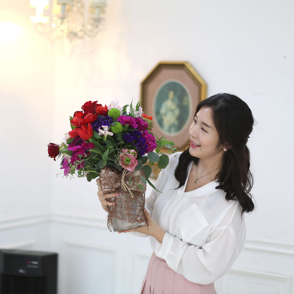 Invaluable white day - pallet  ɹ