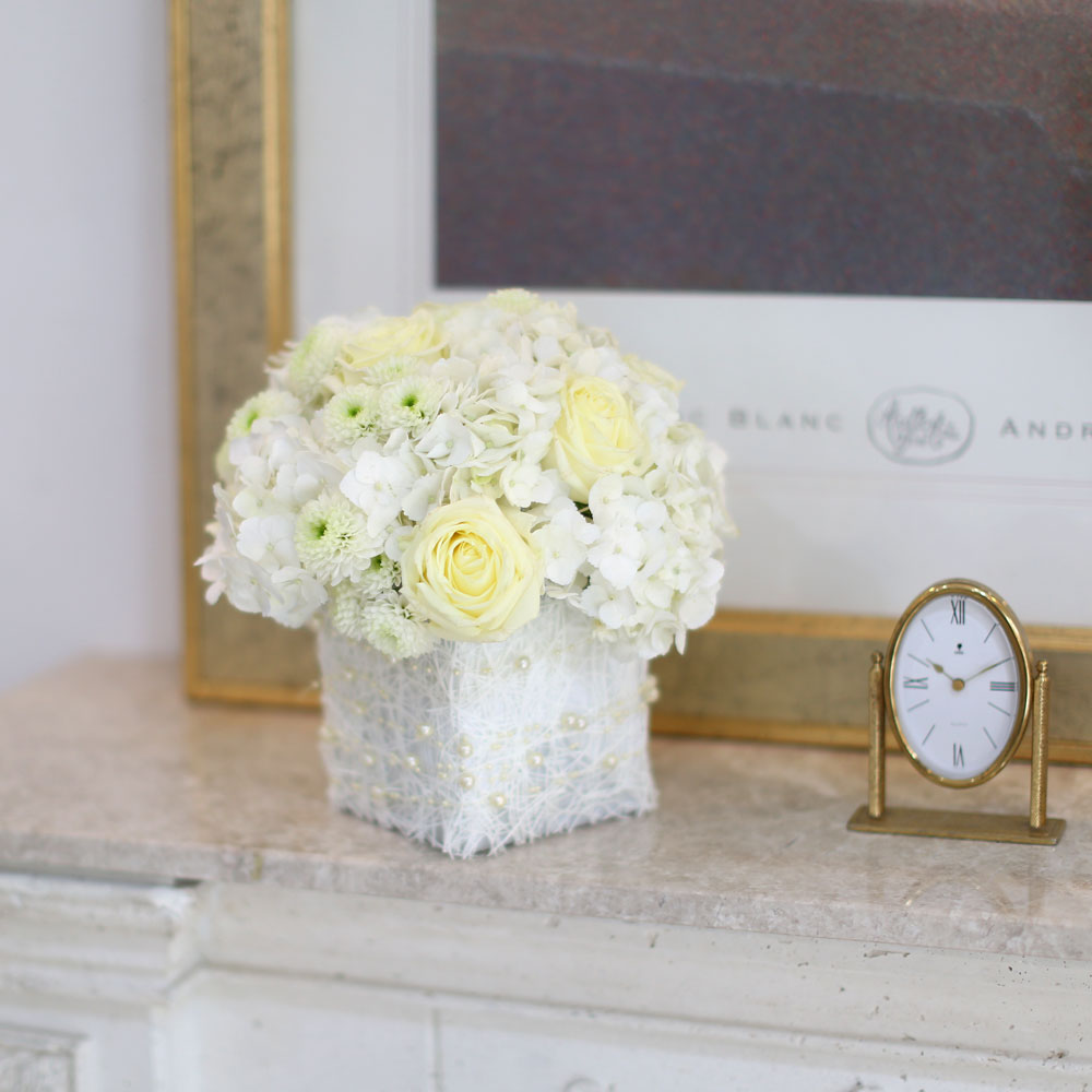 Invaluable white day -  ӿ    ɹ