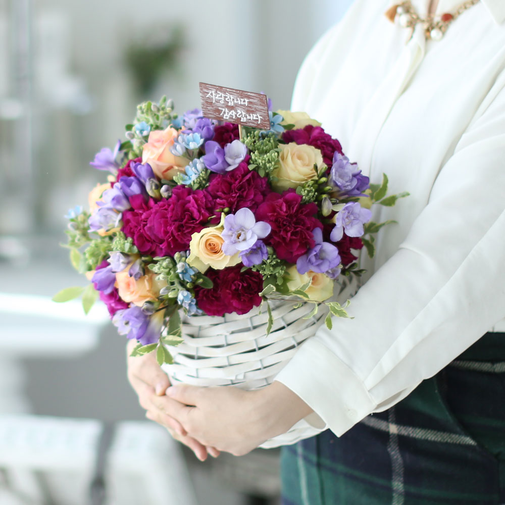   մϴ -      (ٱ ǰη ٸ ٱϷ ü˴ϴ)  ɹ