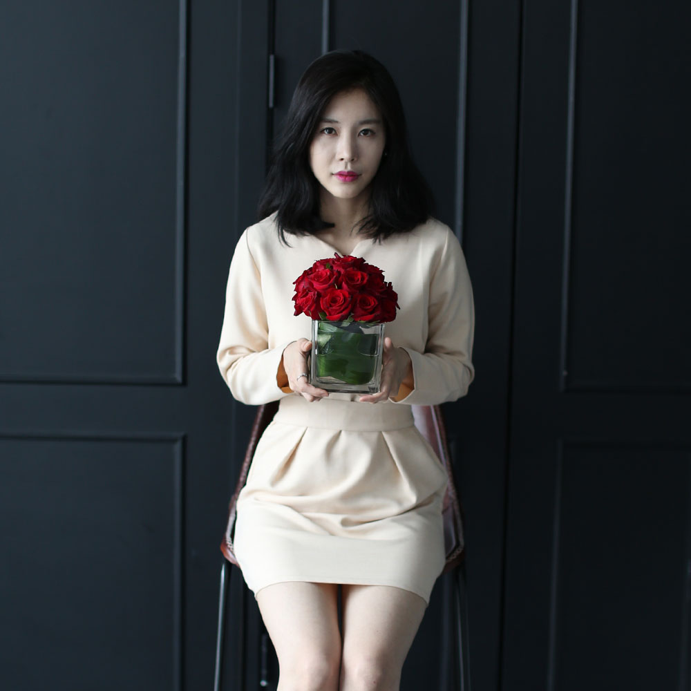 ·ÎÁîµ¥ÀÌ - Woman in love