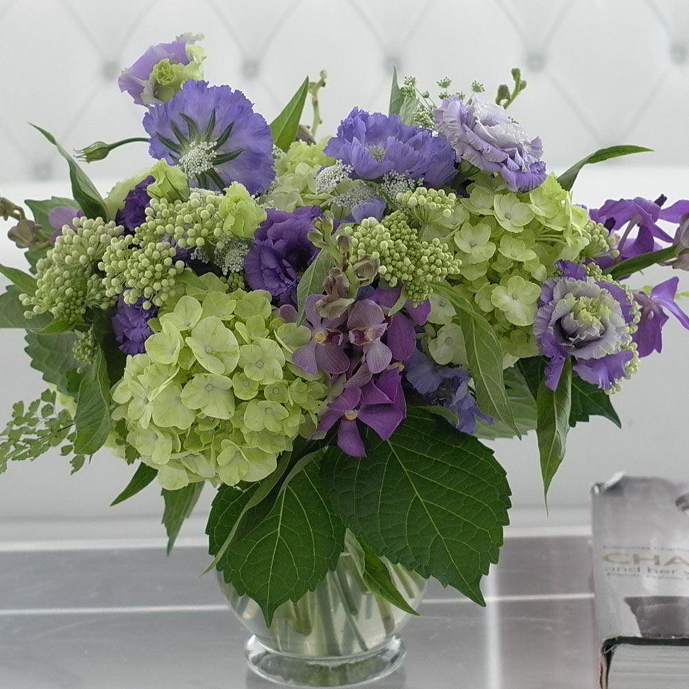 Stunning Flower Ideas - Elegance puple kitty