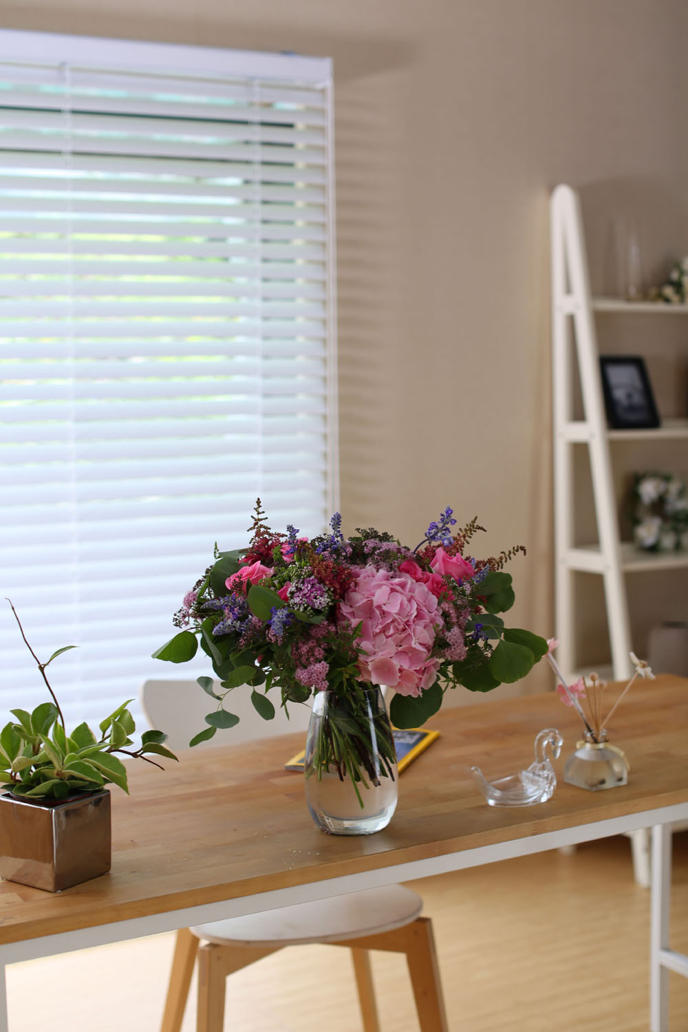 Ways to Freshen Your Home - Amazing urban Pink