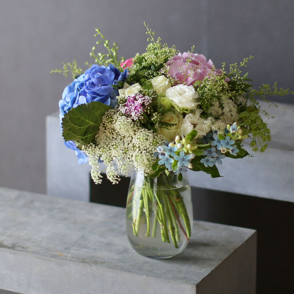 Ways to Freshen Your Home - Arrangements in living of Four Seasons