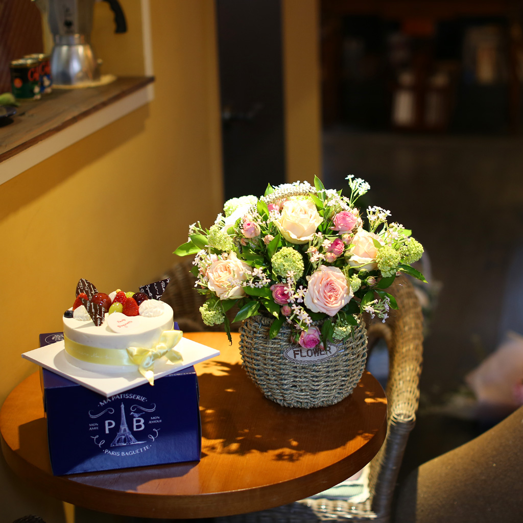 Flowers & Cake -  , (纯)  ɹ