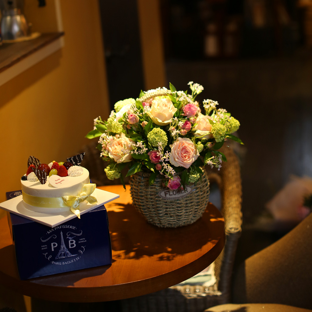 Flowers & Cake -  , (纯)  ɹ