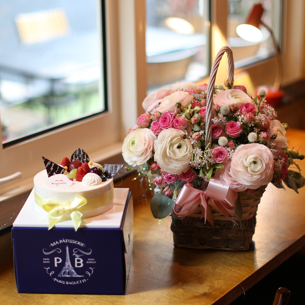 []Flowers & Cake -   (纯)