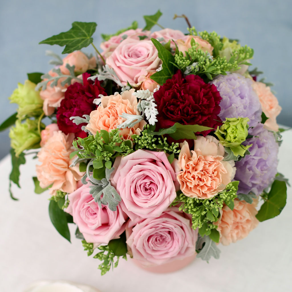 Spring loves A taste of honey