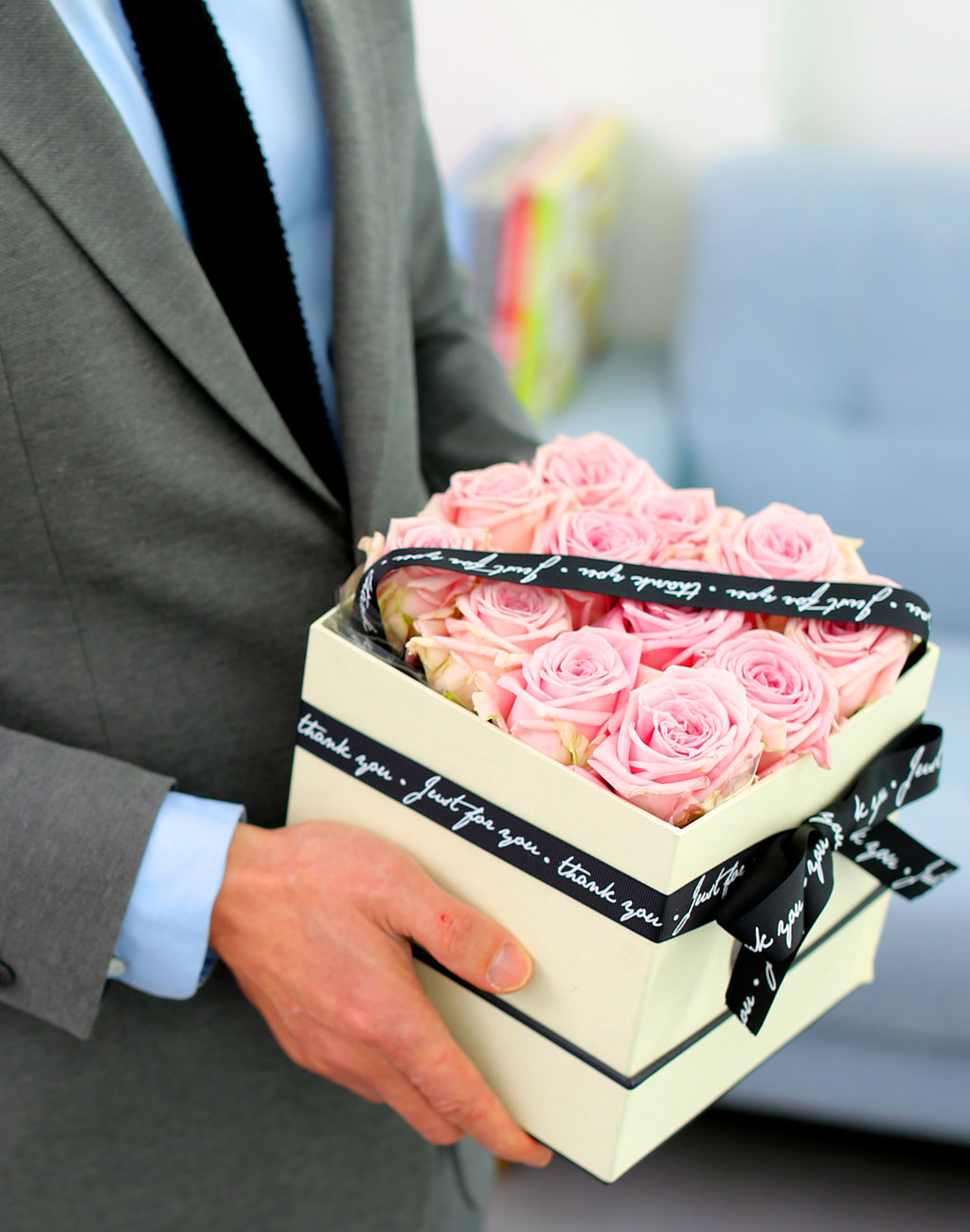 Spring loves Simple pink roses  ɹ