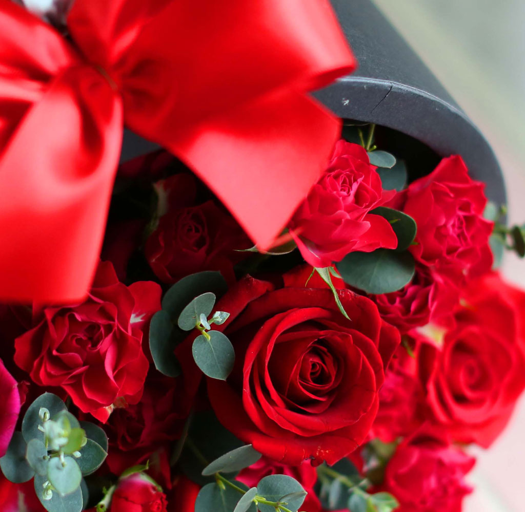 [ ǹ] Yes it is  love song(ڽ ǰ  ˴ϴ)  ɹ