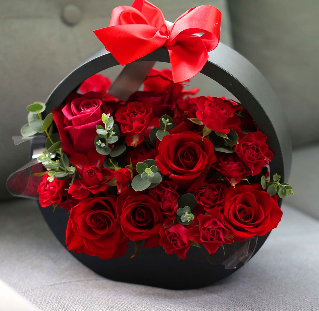 [ ǹ] Yes it is  love song(ڽ ǰ  ˴ϴ)  ɹ