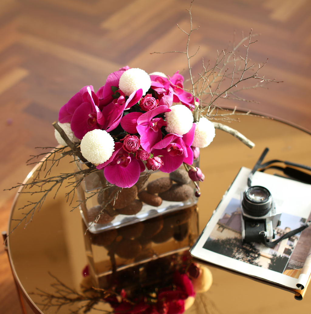 Yes it is Elegant natural impression