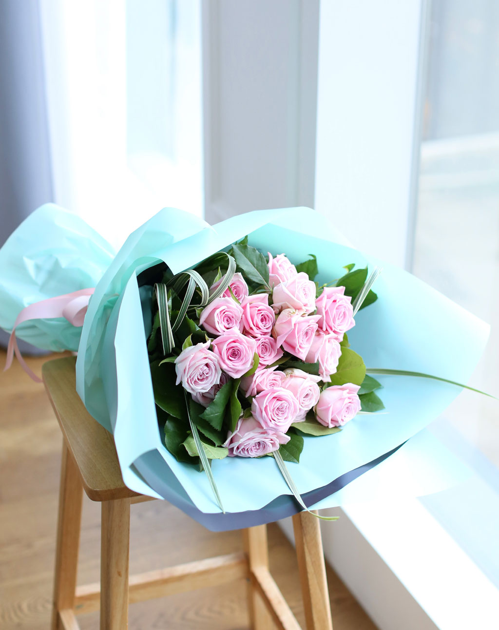    -̲ɴٹ Roses are pink  ɹ