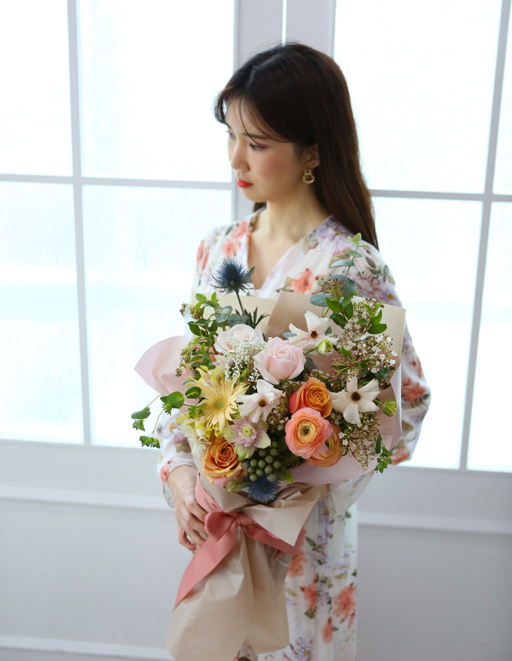 [ ǹ]Spring & sweet  M-a-r-c-h  ɹ