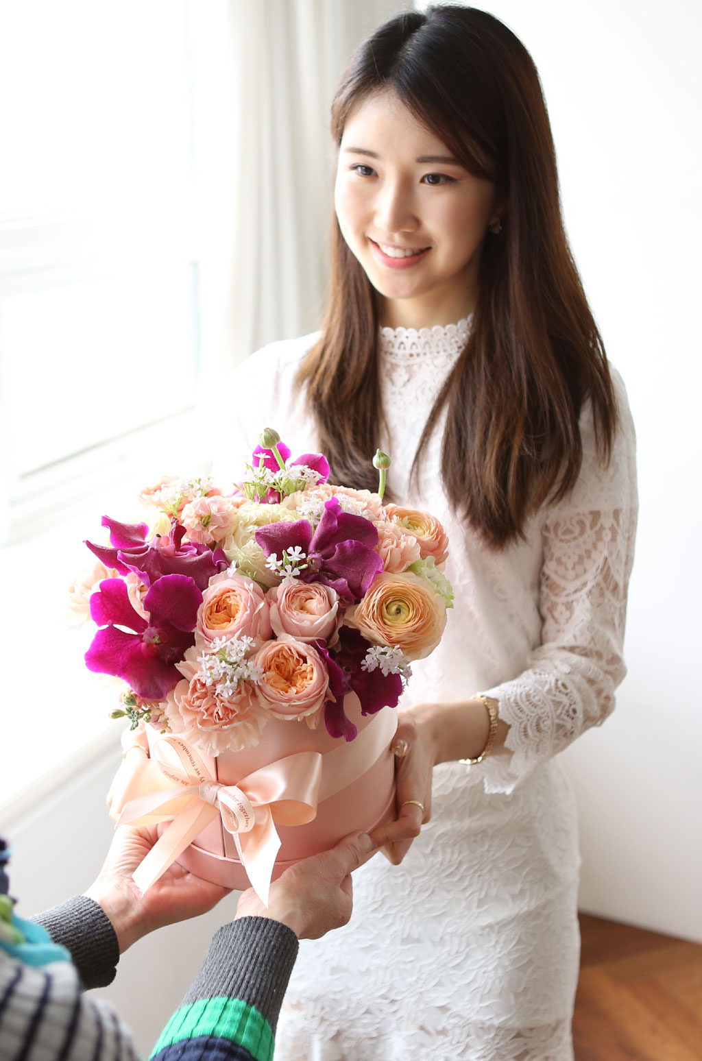 {, } Sweatest Pink love story  ɹ