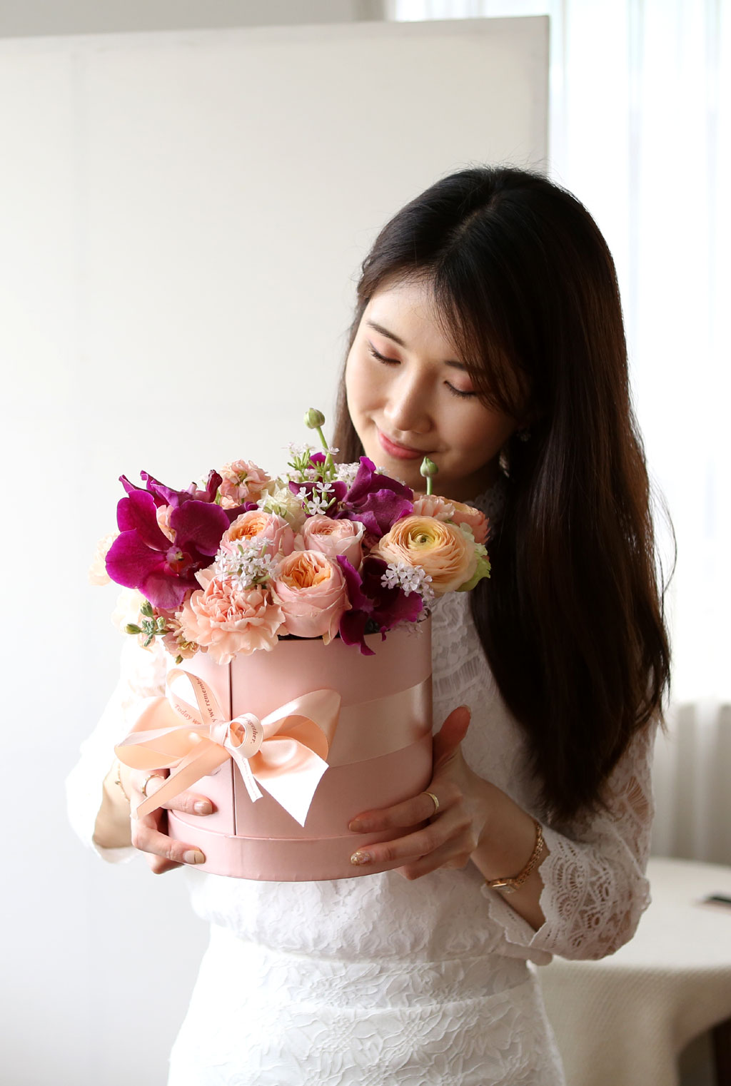 {, } Sweatest Pink love story  ɹ