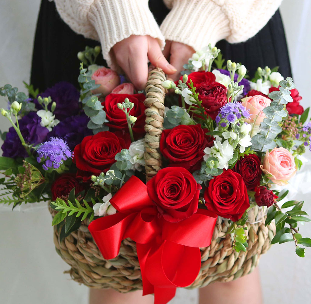 Spring & Sweet Blooming Day