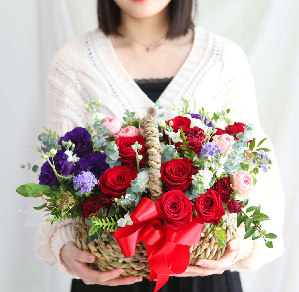 Spring & Sweet Blooming Day