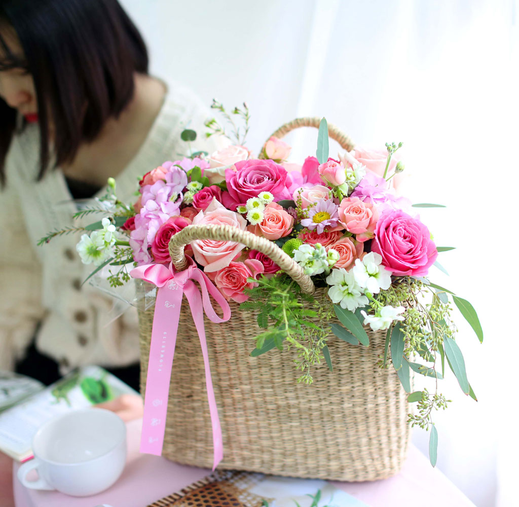 Spring & Sweet Hello Beautiful day