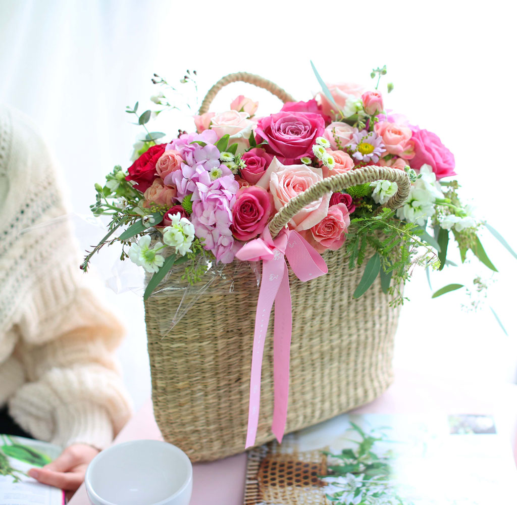 Spring & Sweet Hello Beautiful day