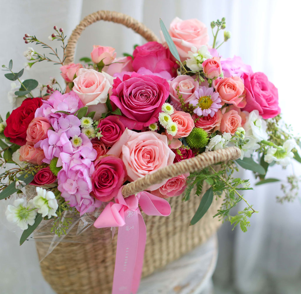 Spring & Sweet Hello Beautiful day