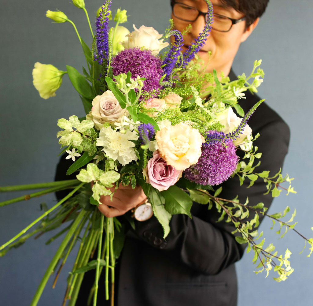 Yes it is    ɹ(˸纯)  ɹ