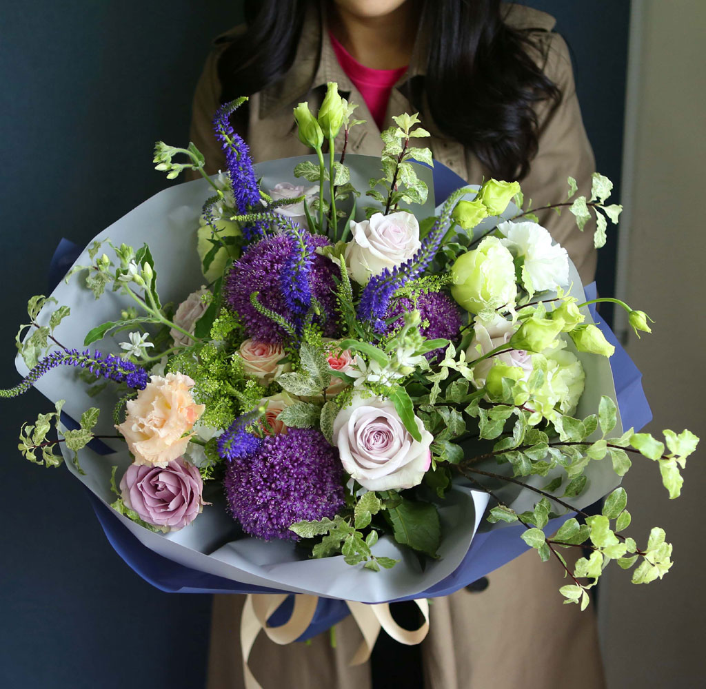 Yes it is    ɹ(˸纯)  ɹ