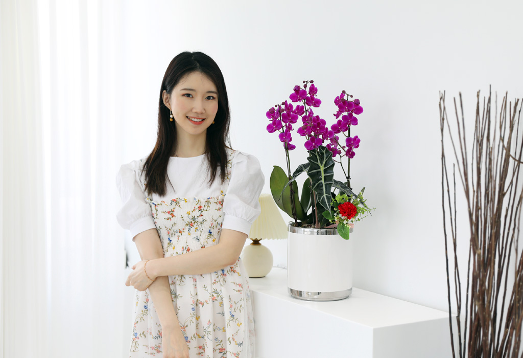 []ϴ   - ɺȫ õȫ ()