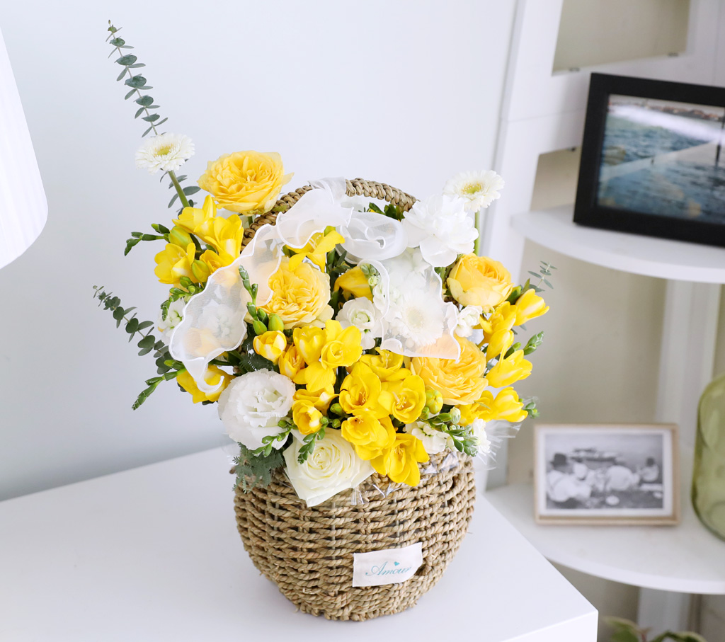 Scent of spring - ¸£¸ùµå ÇÁ¸®Áö¾Æ Çöó¿ö¹Ù½ºÄÏ ²ÉÁý ²É¹è´Þ