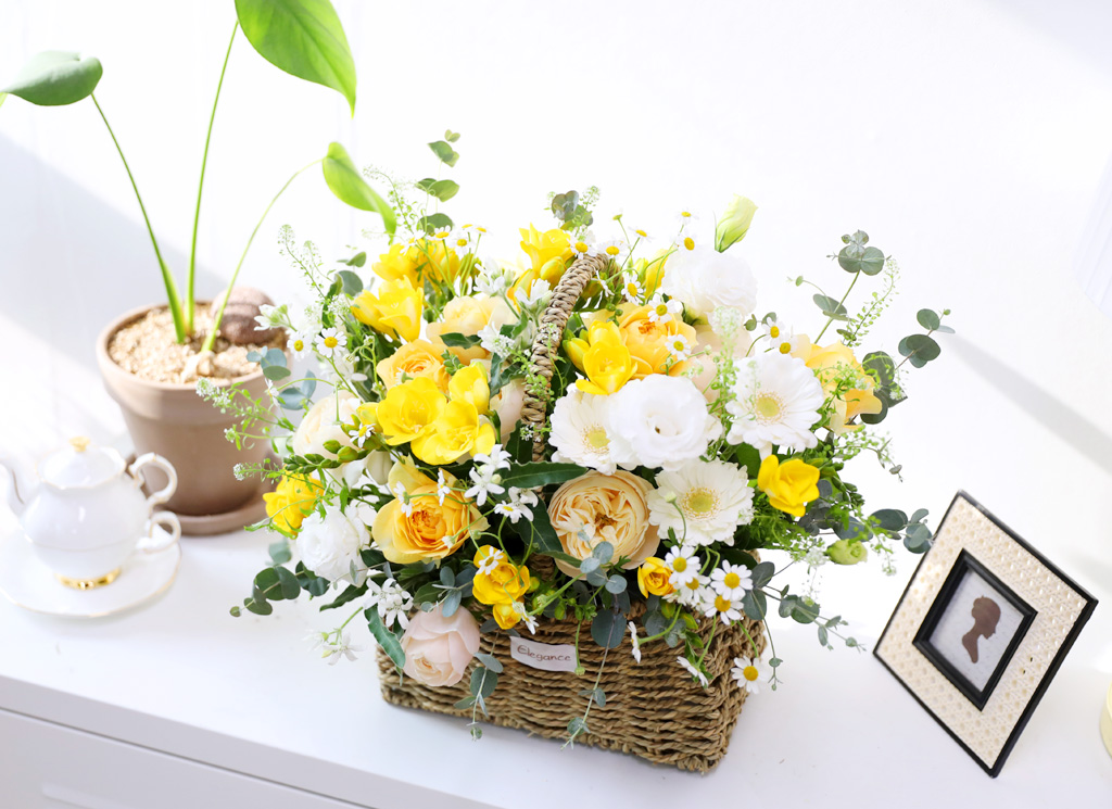 [for valentine's day] love is yellow