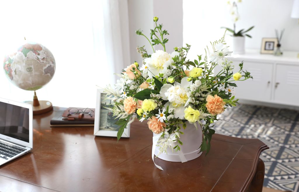 [,] Spring Garden flowers