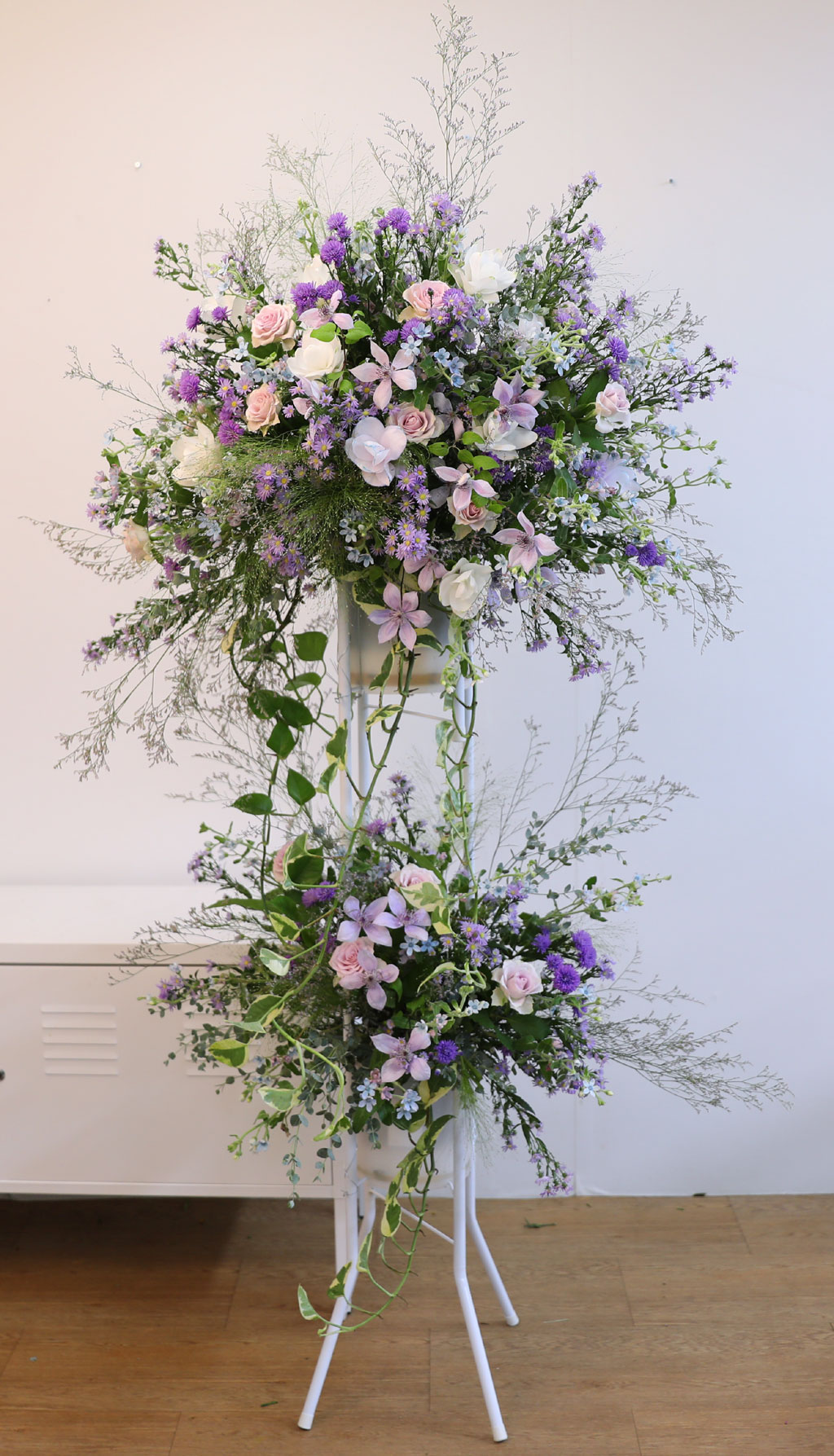 Purple Modern Elegance