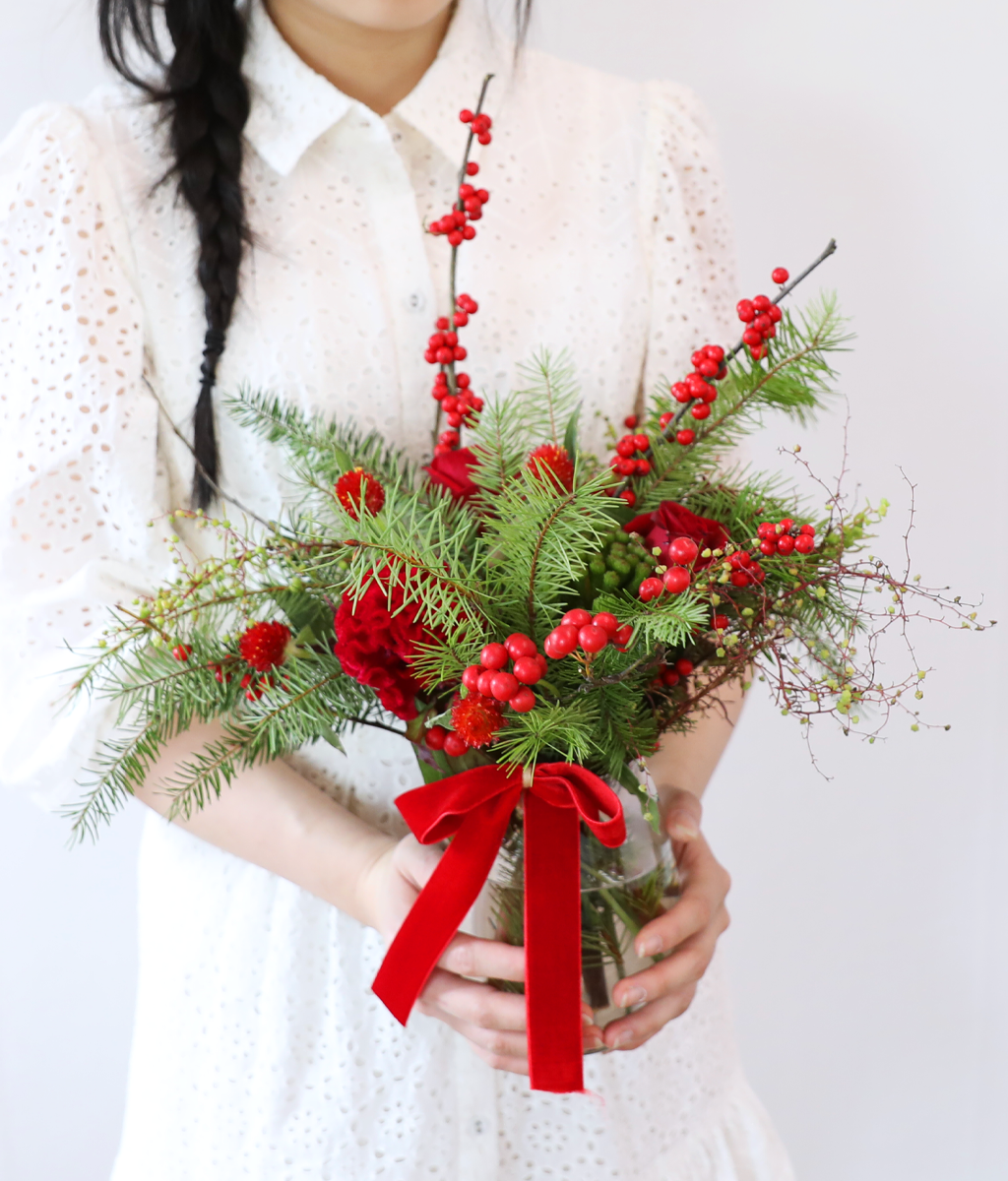 Mini Christmas Vase Bouquet  ɹ