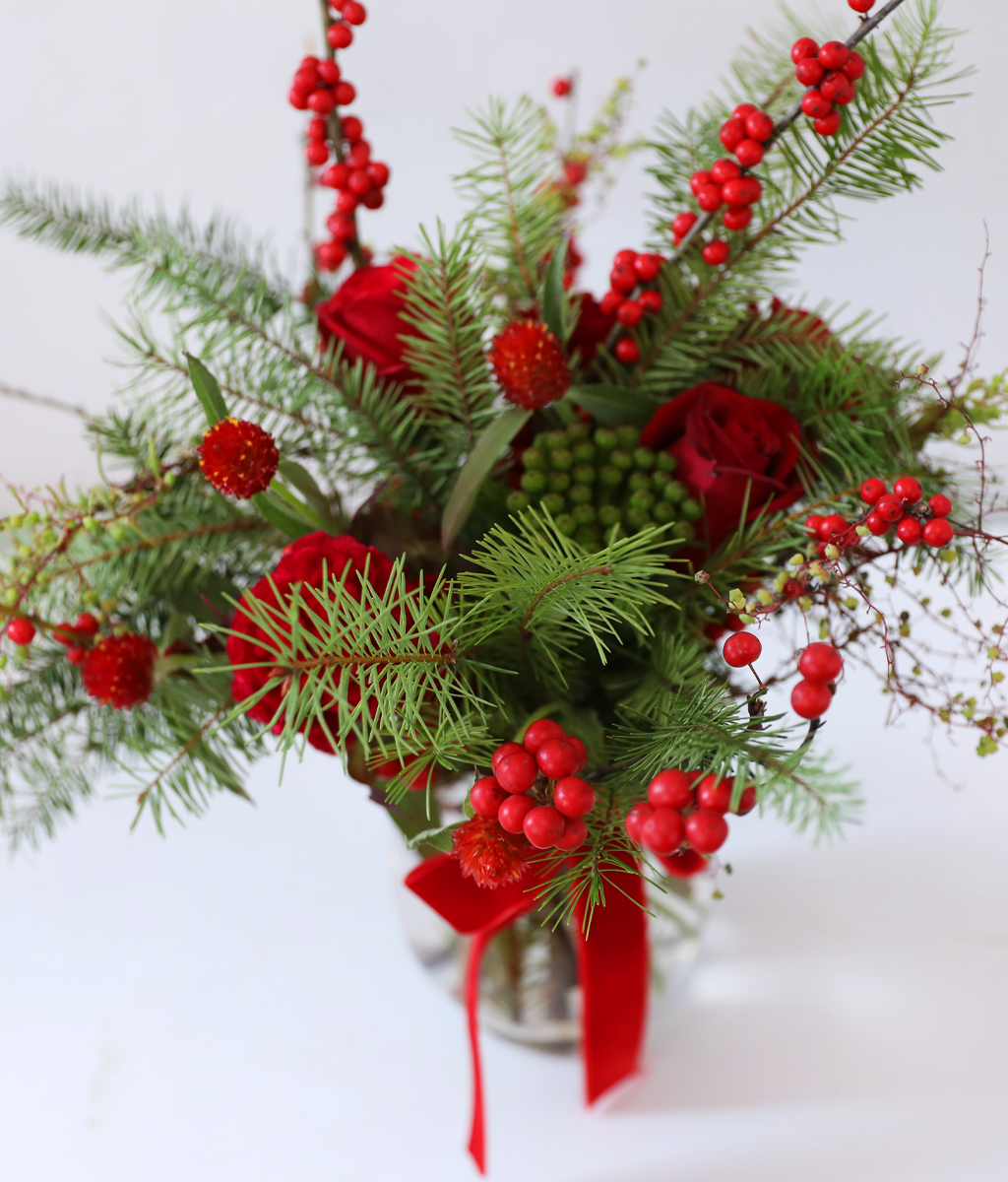 Mini Christmas Vase Bouquet  ɹ