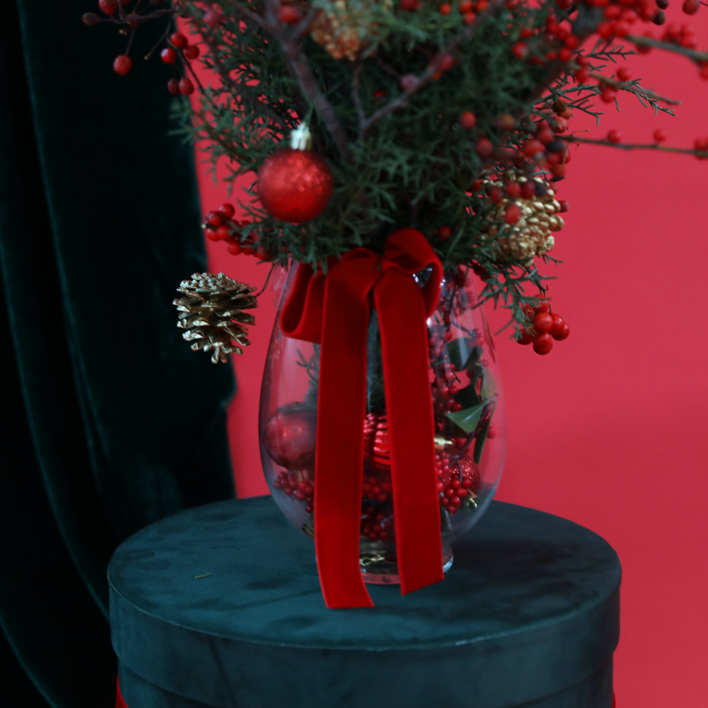 Christmas Ornament Vase  ɹ