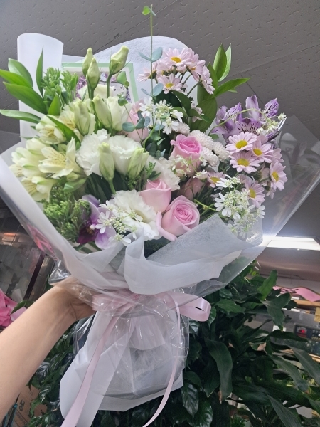 Ưü  ȭ ǥ ɹ ̹ ɴٹ-[  , ̿ ۺ ߻] Nothing but flowers