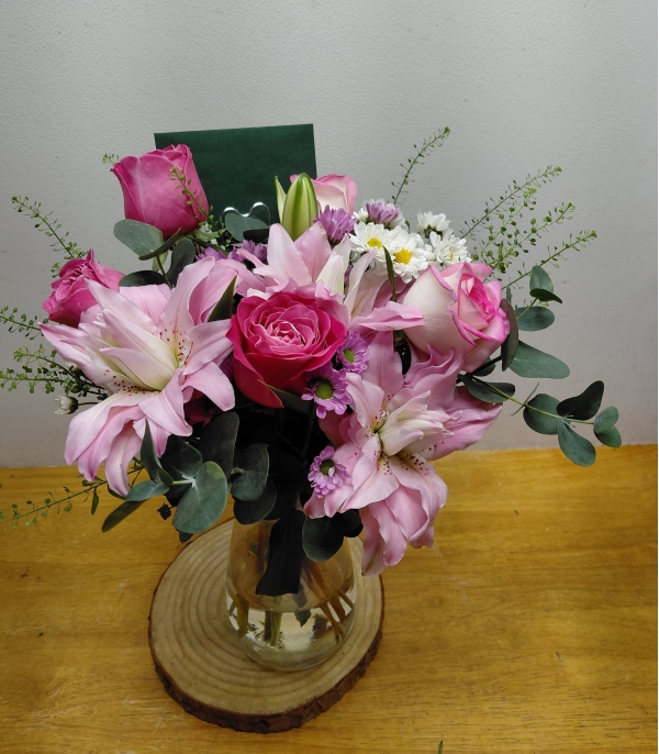[/ fourseasons flower /ɻ]  ũȭ ɹ  